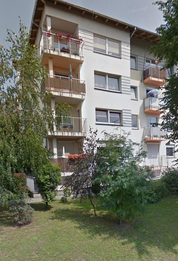 Bellis Apartment Estetino Exterior foto